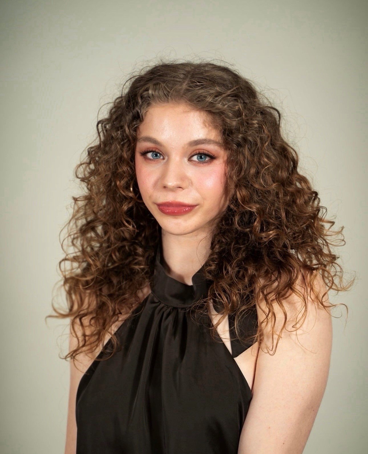 Shira Ellis